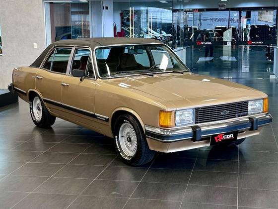 CHEVROLET OPALA 2.5 DIPLOMATA 8V GASOLINA 4P AUTOMÁTICO